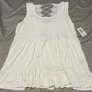 Torrid size 2 Super Soft White Knit Tank